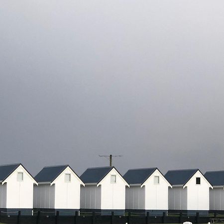 Foxton Beach Holiday Park Bagian luar foto