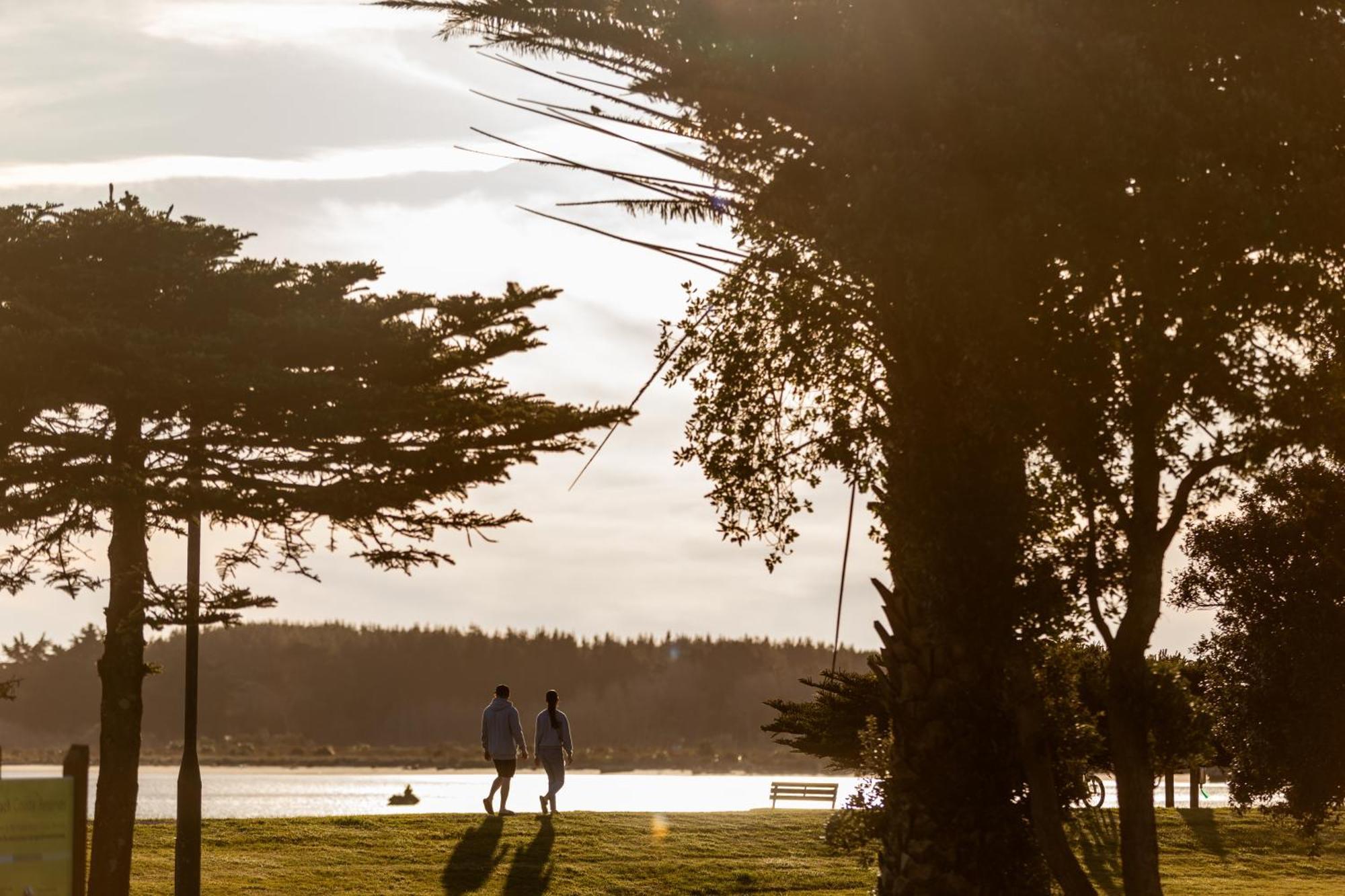 Foxton Beach Holiday Park Bagian luar foto