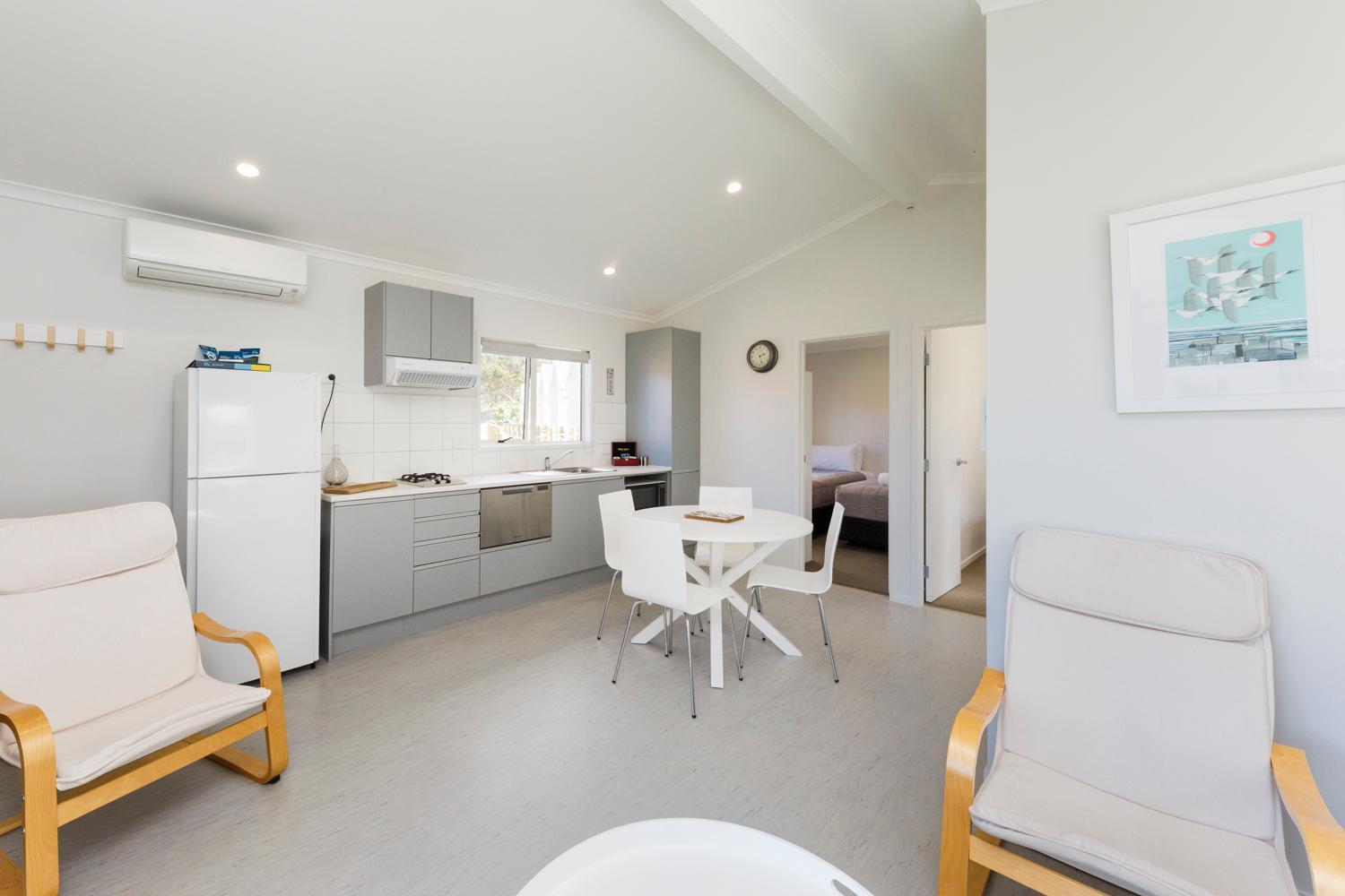 Foxton Beach Holiday Park Bagian luar foto