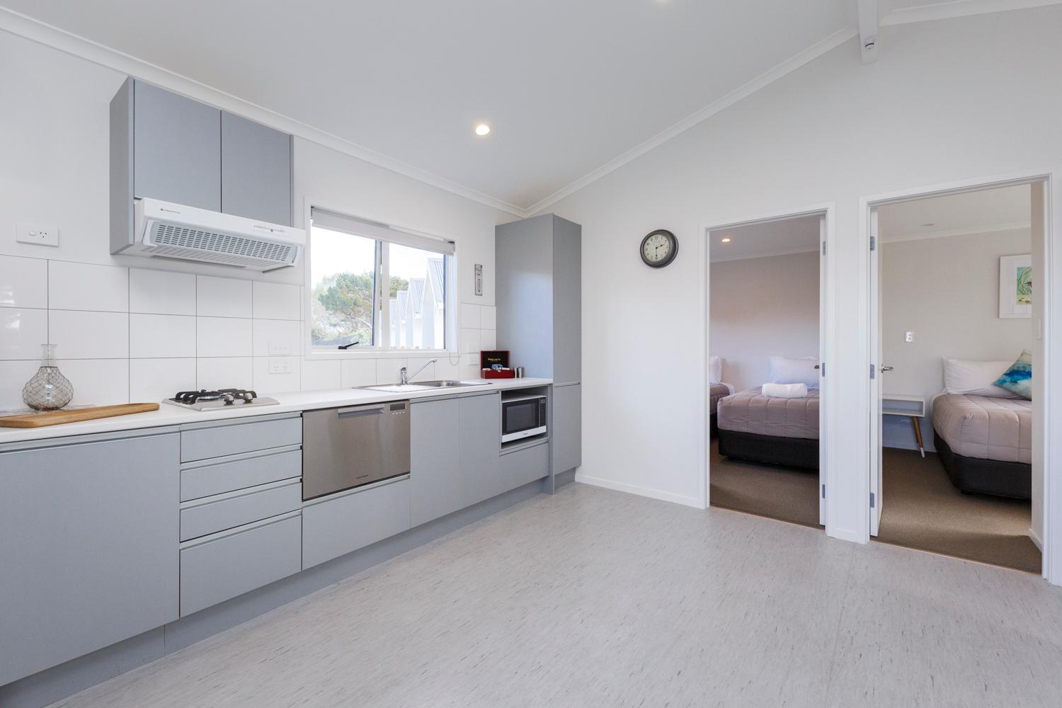 Foxton Beach Holiday Park Bagian luar foto