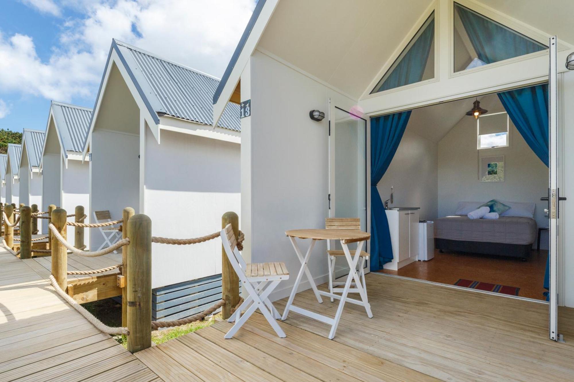 Foxton Beach Holiday Park Bagian luar foto